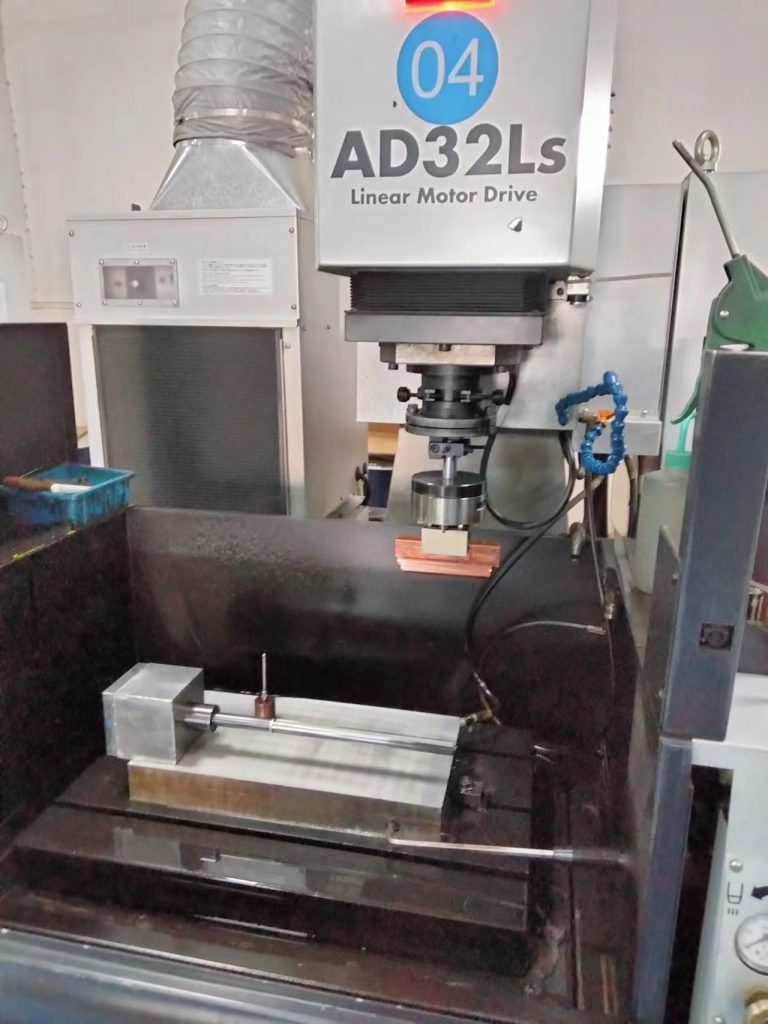 electric discharge machine chuck